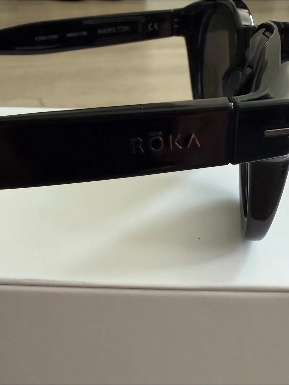 Black Round Sunglasses with Polarized Lenses
